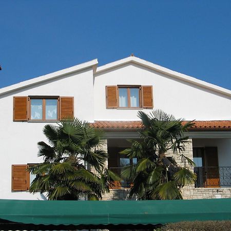 B&B Moderno Fažana Extérieur photo