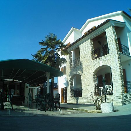 B&B Moderno Fažana Extérieur photo
