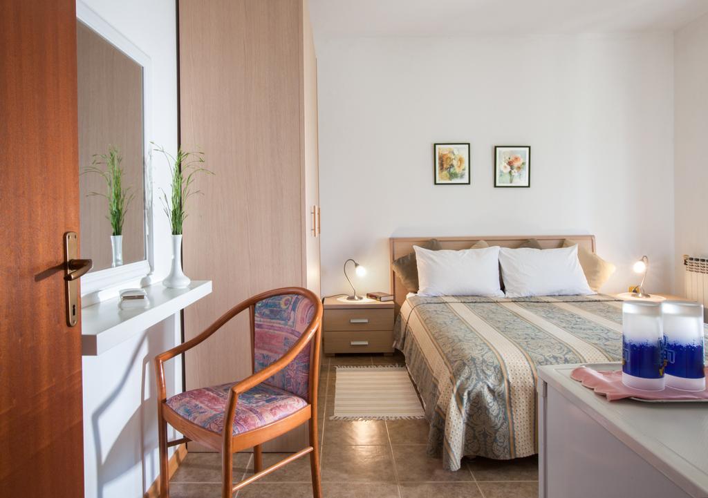 B&B Moderno Fažana Chambre photo