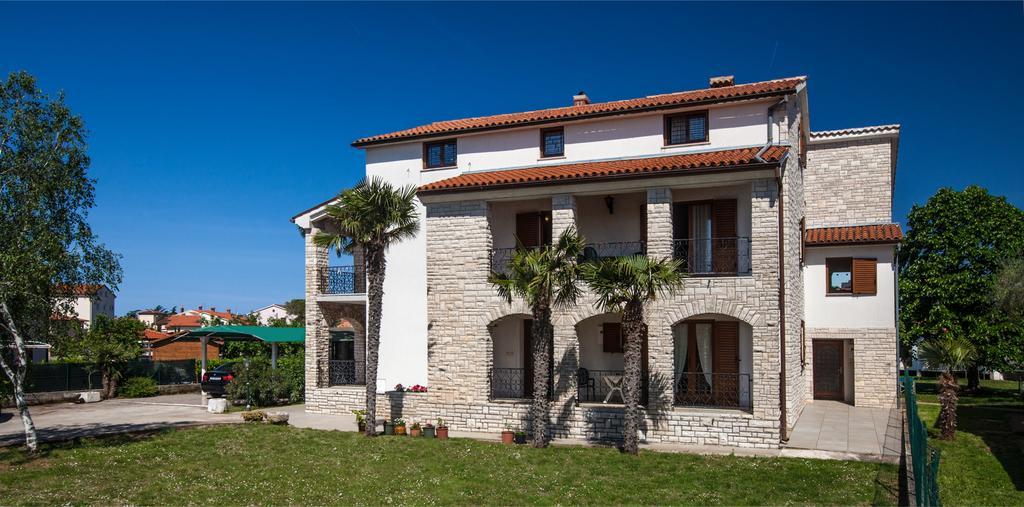 B&B Moderno Fažana Extérieur photo