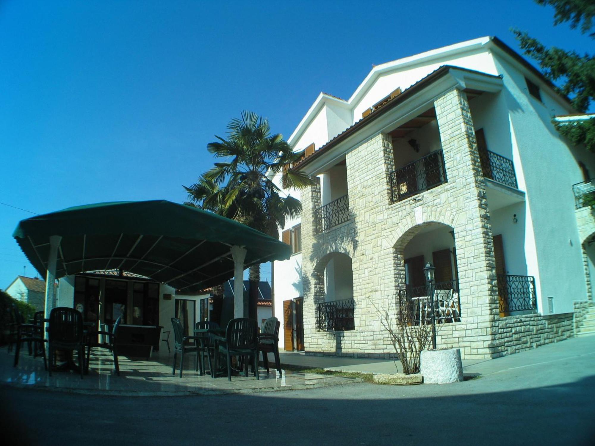 B&B Moderno Fažana Extérieur photo